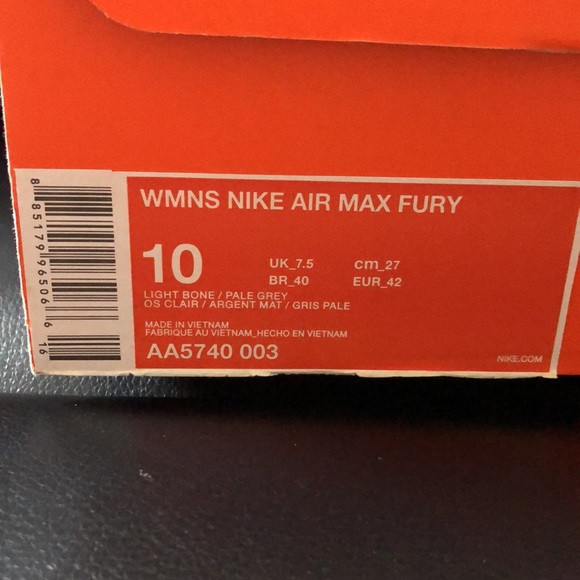 SOLD Nike Air Max Fury women’s size 10 LIKE NEW - Picture 7 of 8
